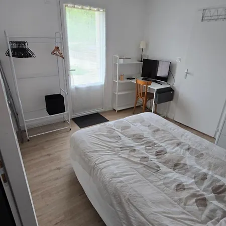 Проживание в семье De Celine