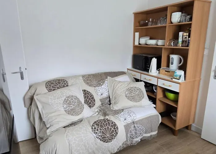 בית אירוח La De Celine Curzon